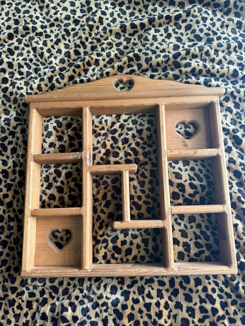 Wooden Heart Shelf Display - Natural Wood